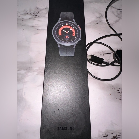 GALAXY WATCH 5 PRO BLUETOOTH|WIFI| GPS 45MM FACE, 20MM STANDARD STRAP M/L. - Picture 7 of 9